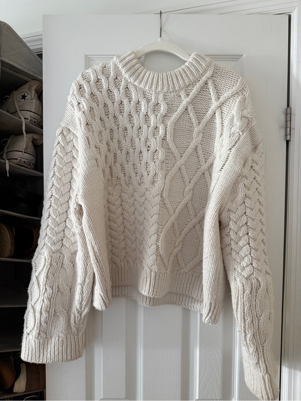 H&M Off-White Chunky Cable Knit Crew Neck Sweater